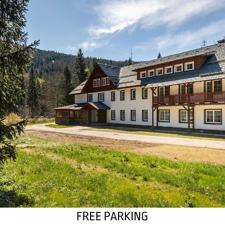 Spindl Self Check-in & Sauna 4* Szpindlerowy Młyn