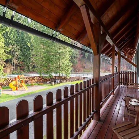 Апарт-готель Spindl Self Check-in & Sauna 4*