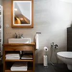 Spindl Self Check-in & Sauna 4* Шпіндлерув-Млин
