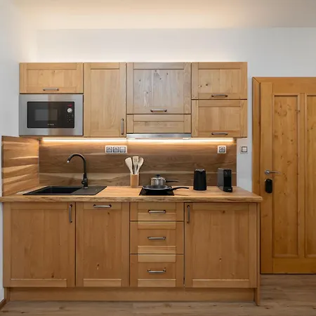 Spindl Self Check-in & Sauna Aparthotel 4*