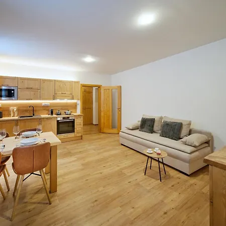Lejlighedshotel Spindl Self Check-in & Sauna 4*
